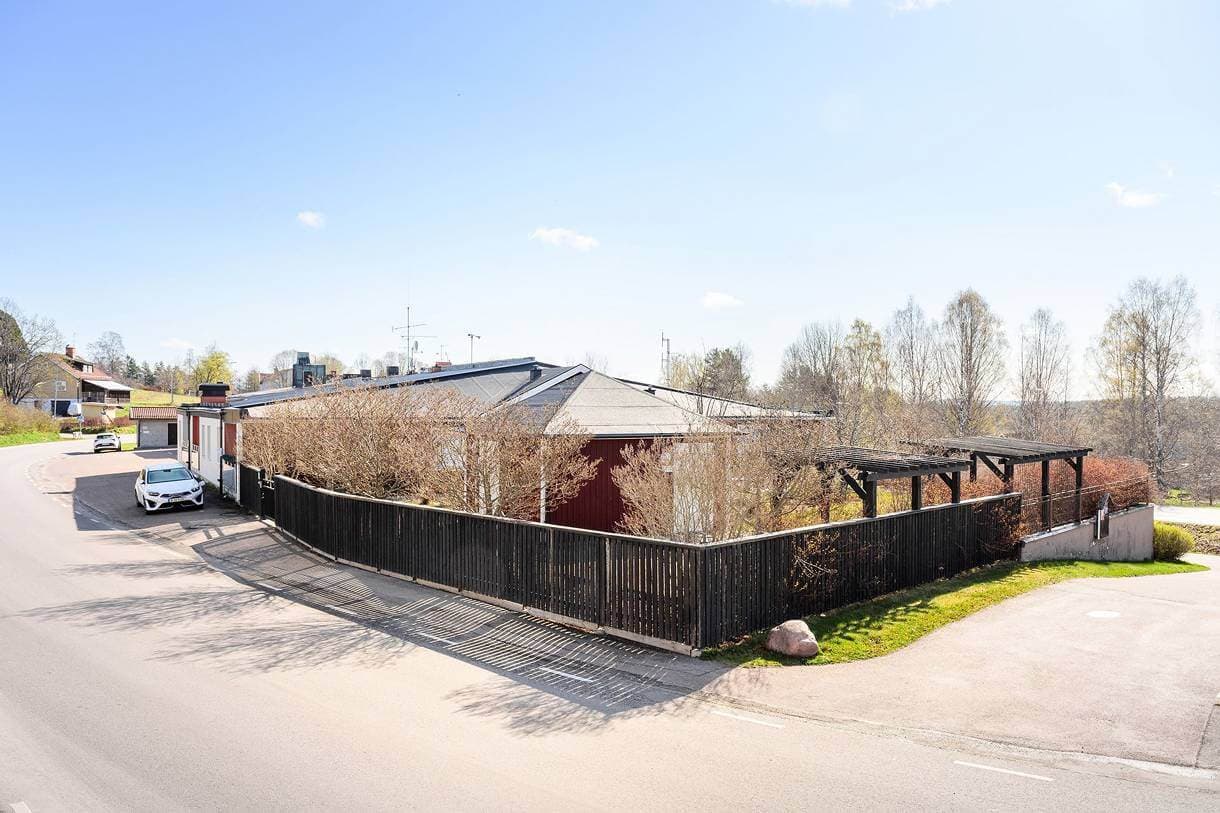 kommersiella fastigheter till salu i Bjursås kommun, Bjursås – 1848 kvm (bild 3)